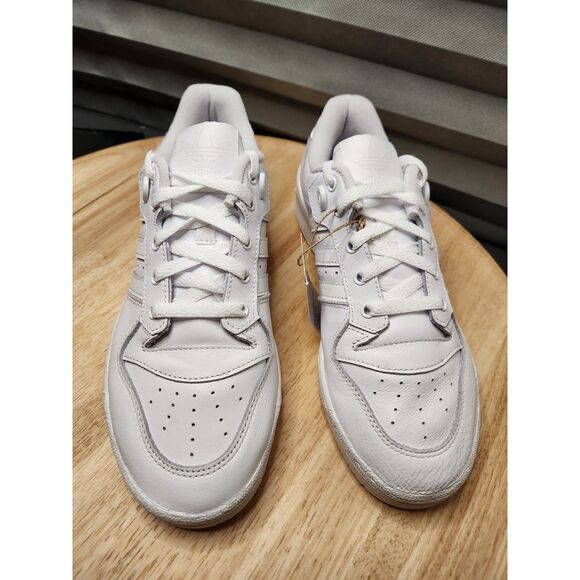 Classic Adidas Rivalry White Shoes – Women’s Size 9 - Picture 7 of 9